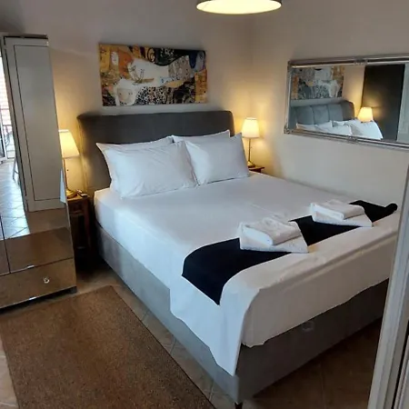 Κeas Living Yard Korissia (Kea)