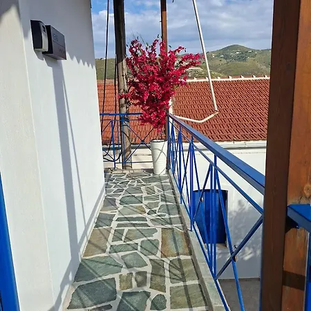 κeas Living Yard *