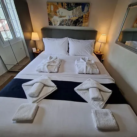 κeas Living Yard Apartament *